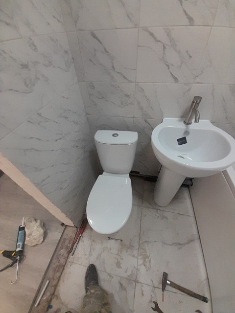 Установка сантехприборов в квартире